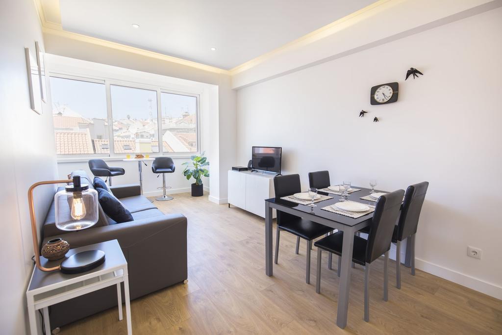 Lovelystay - Light & Comfy Flat Lisboa